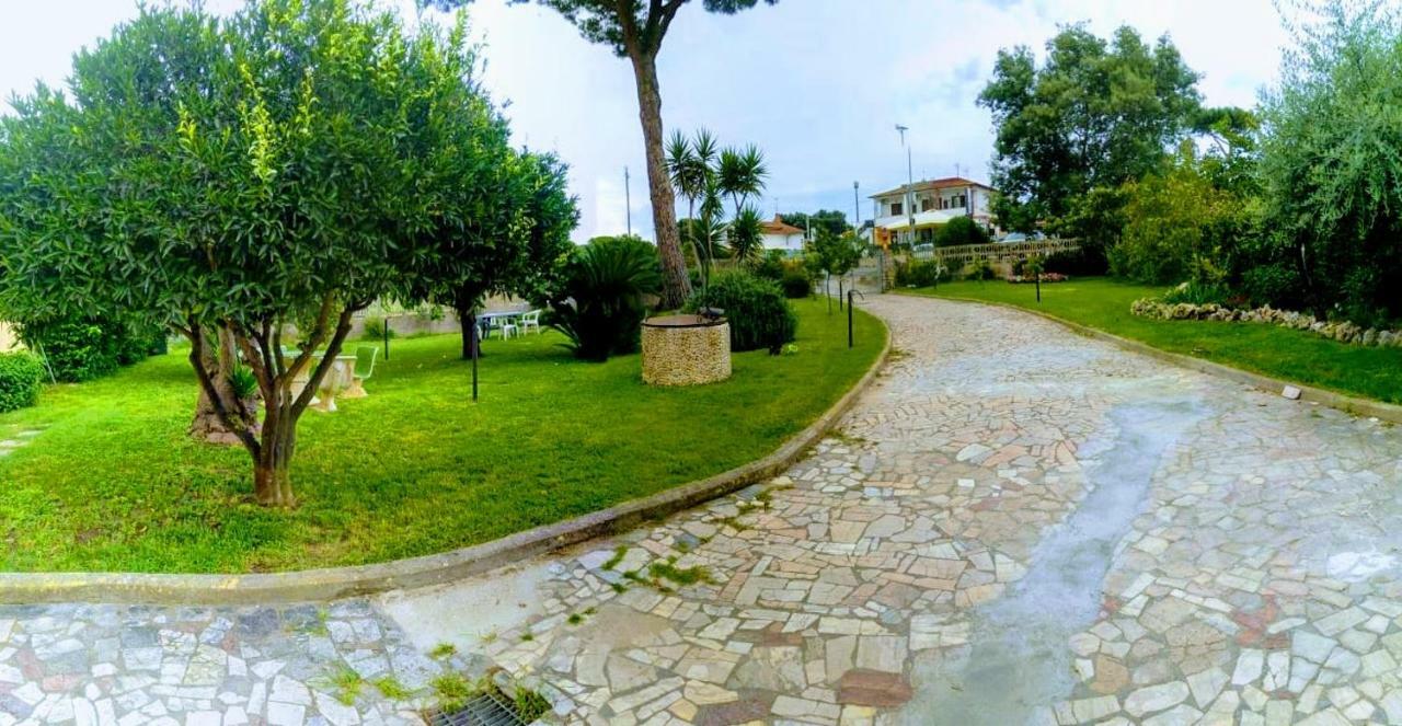 הוילה טרצ'ינה Regina Sul Mare מראה חיצוני תמונה